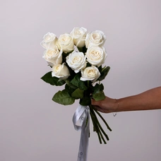 Розы бланка белые