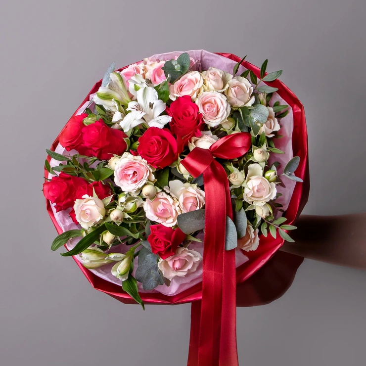 Флористический букет - Ягодный шейк
 белый фото 1